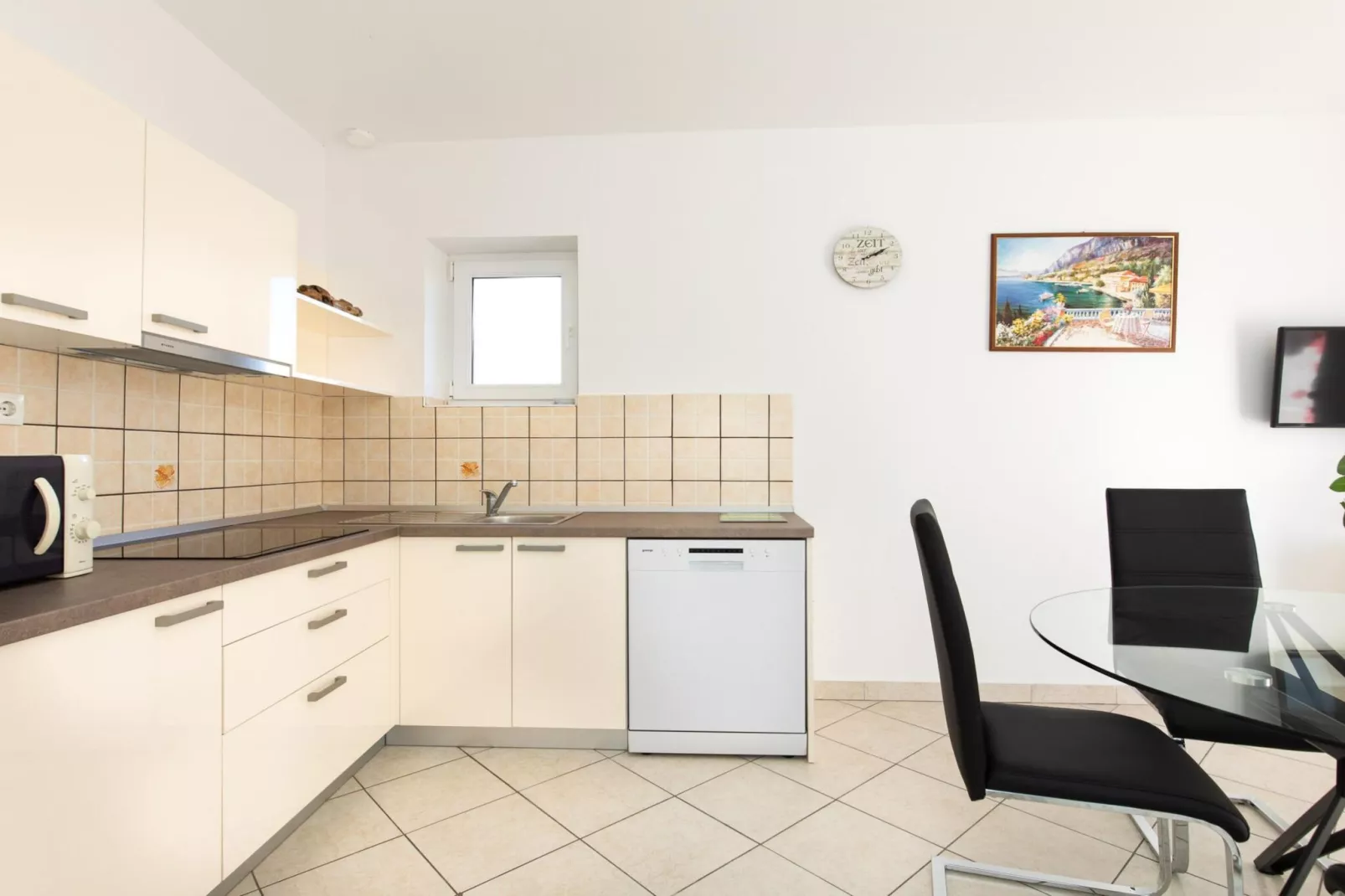 Scenic Elegant Apartments Krk with Balcony and Pool - Classic Two Bedroom Apartment with Balcony and Pool (owner 2)-Keuken