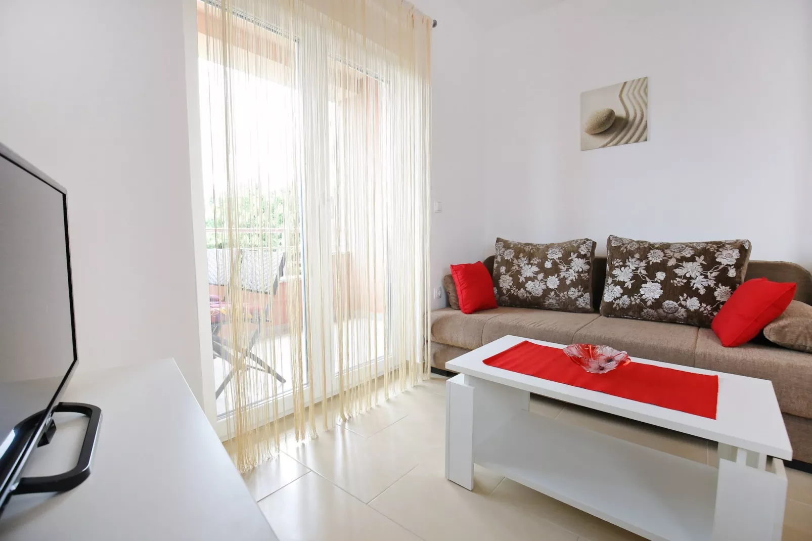 Apartments Kapetan - Comfort Studio Apartment with Terrace-Woonkamer