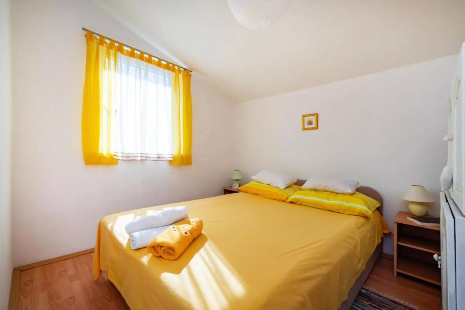 Holiday Home Rovanjska - Three Bedroom House with Sea View-Slaapkamer