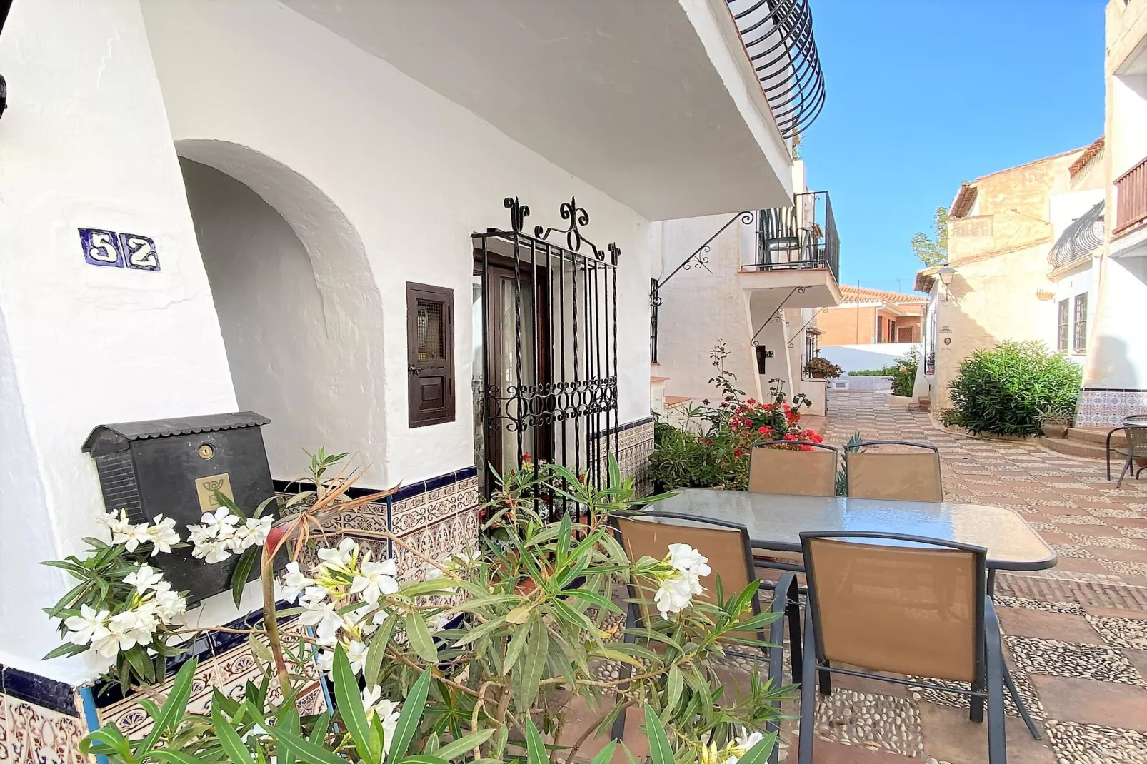 Nueva Nerja 52 Pueblo Andaluz by Casasol-Buitenlucht