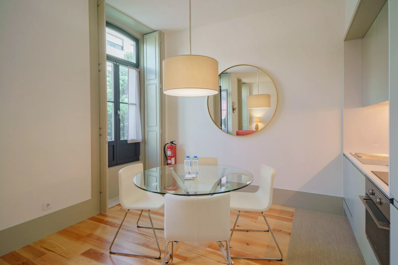 Feel Porto Matosinhos Ocean Flat II-Eetkamer