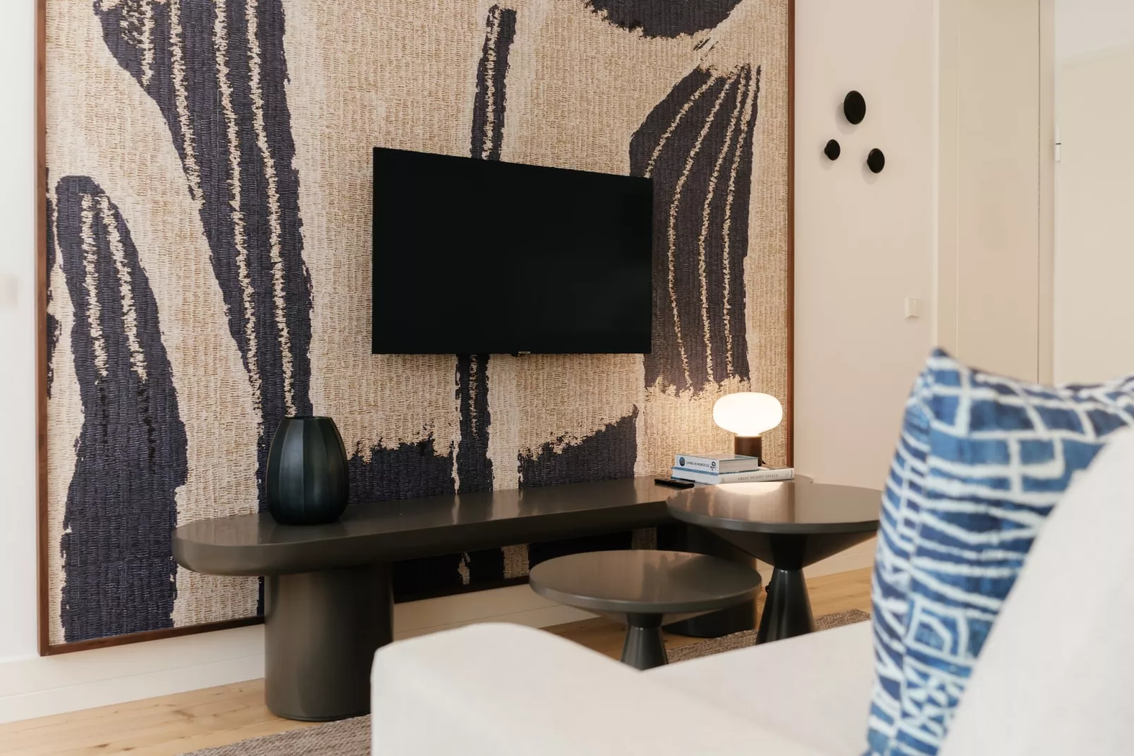 Feel Porto Clérigos Charm Flat 3.1-Woonkamer
