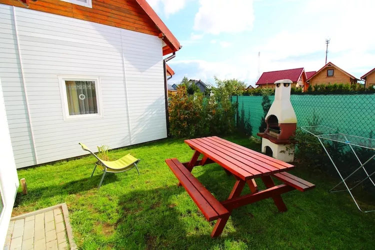 Domek parterowy z osobną sypialnią w Rewalu