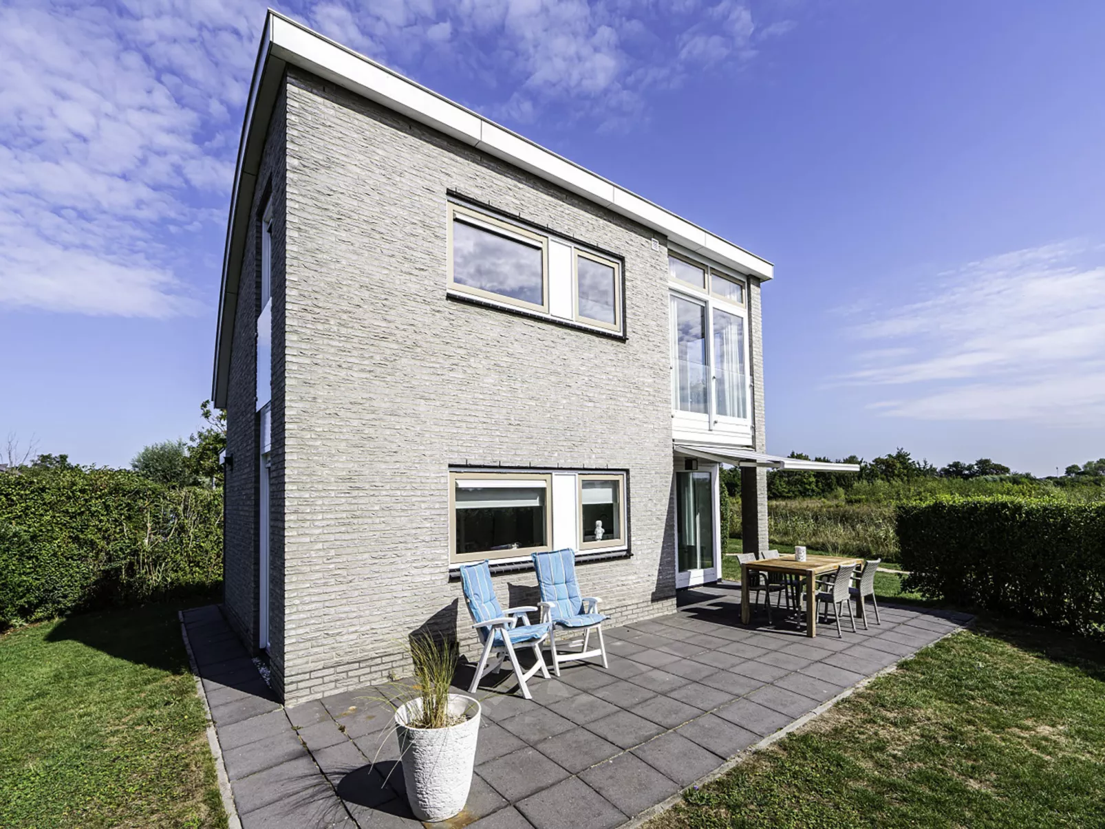 Sand & Dunes nr. 32-Buiten