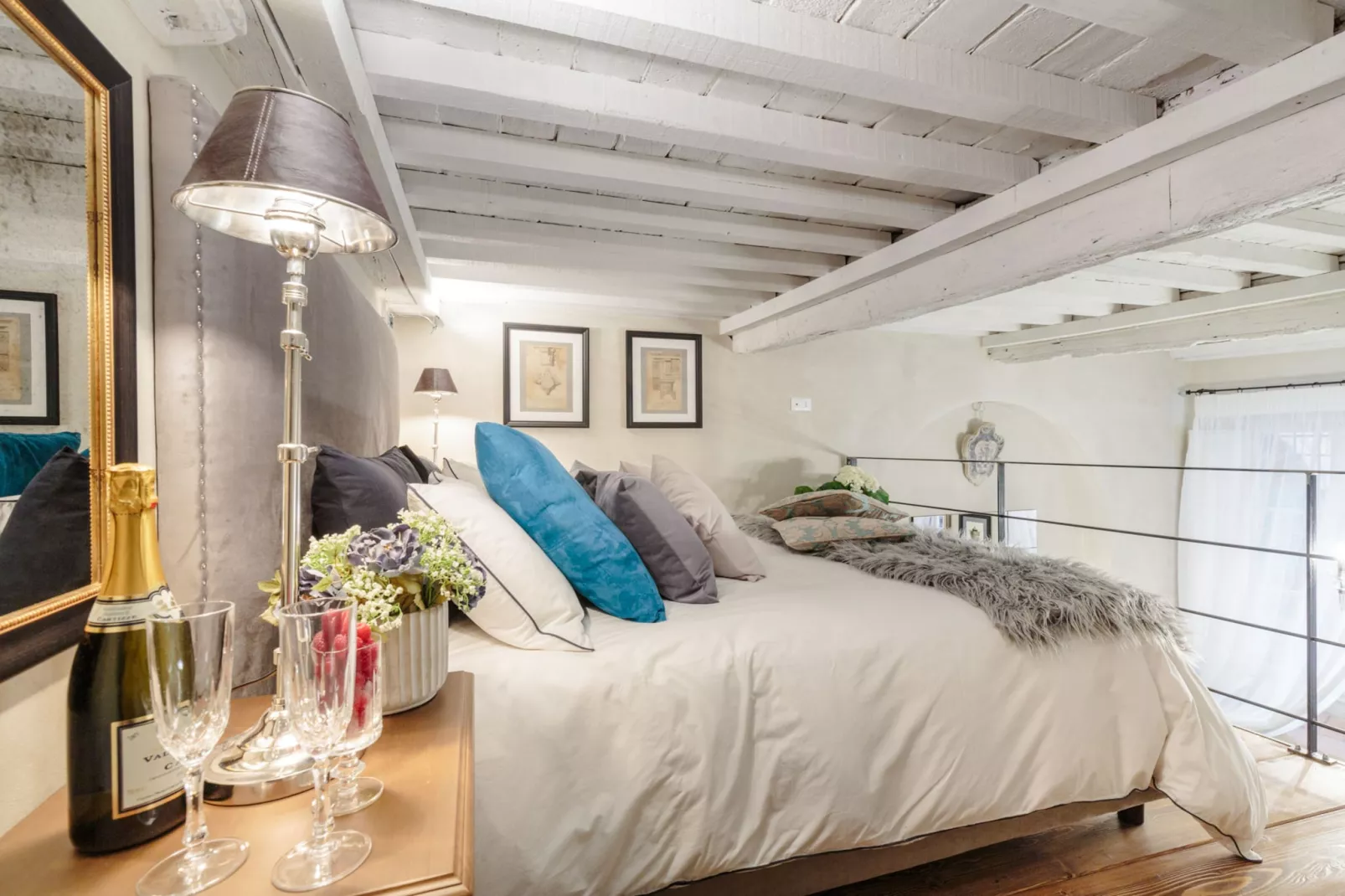 Paolo Guinigi Apartment Suite-Niet-getagd