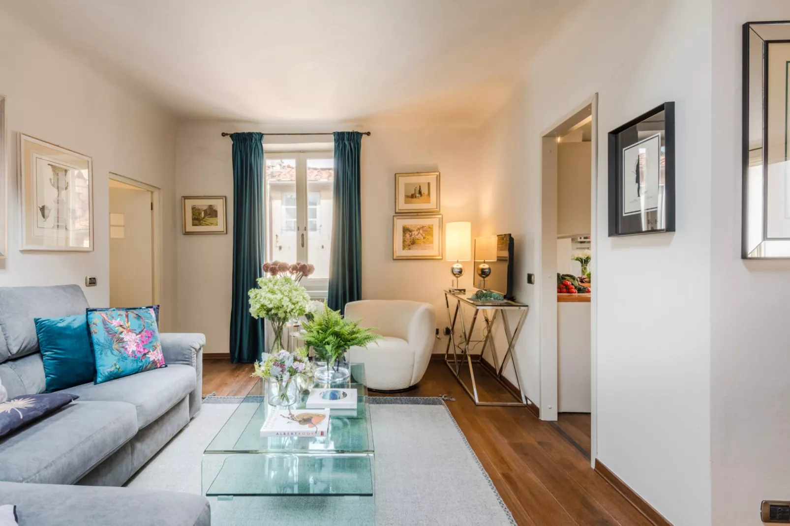 ClockTower Penthouse-Niet-getagd