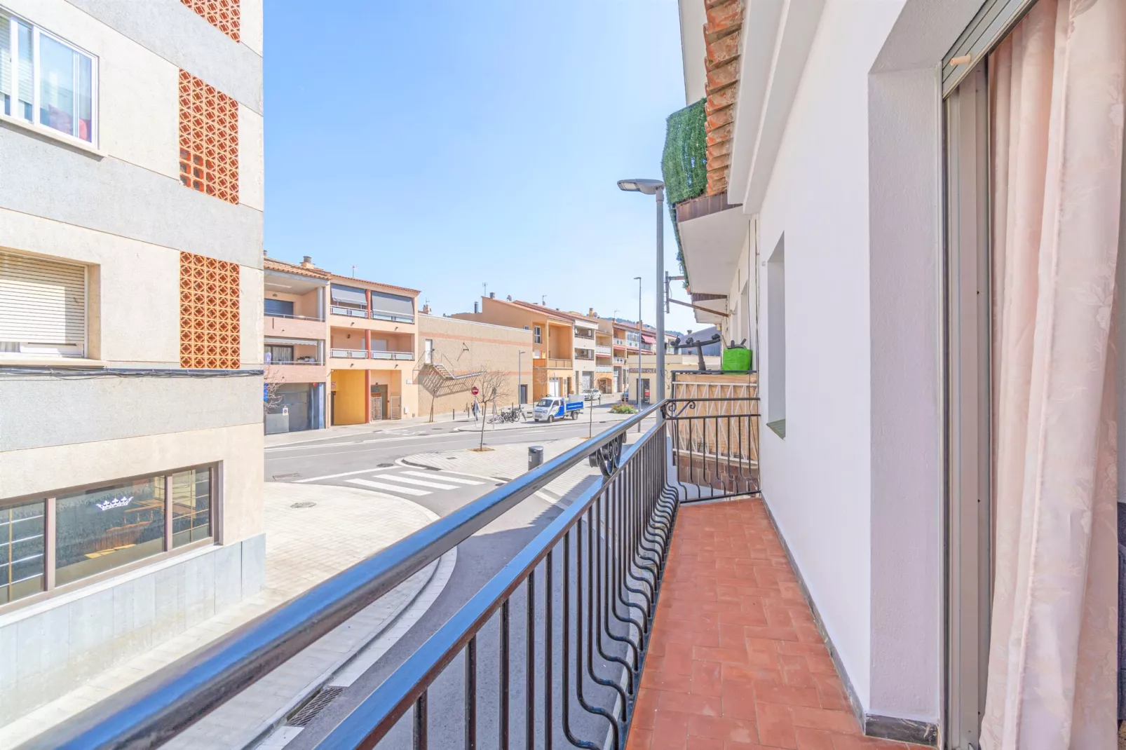 2025-POETA MARQUINA 10 1º-Terrasbalkon