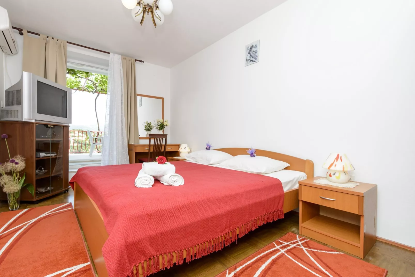 Oreb Dream Apartments - Three Bedroom Apartment with Terrace and Sea View (Apartment 6)-Slaapkamer