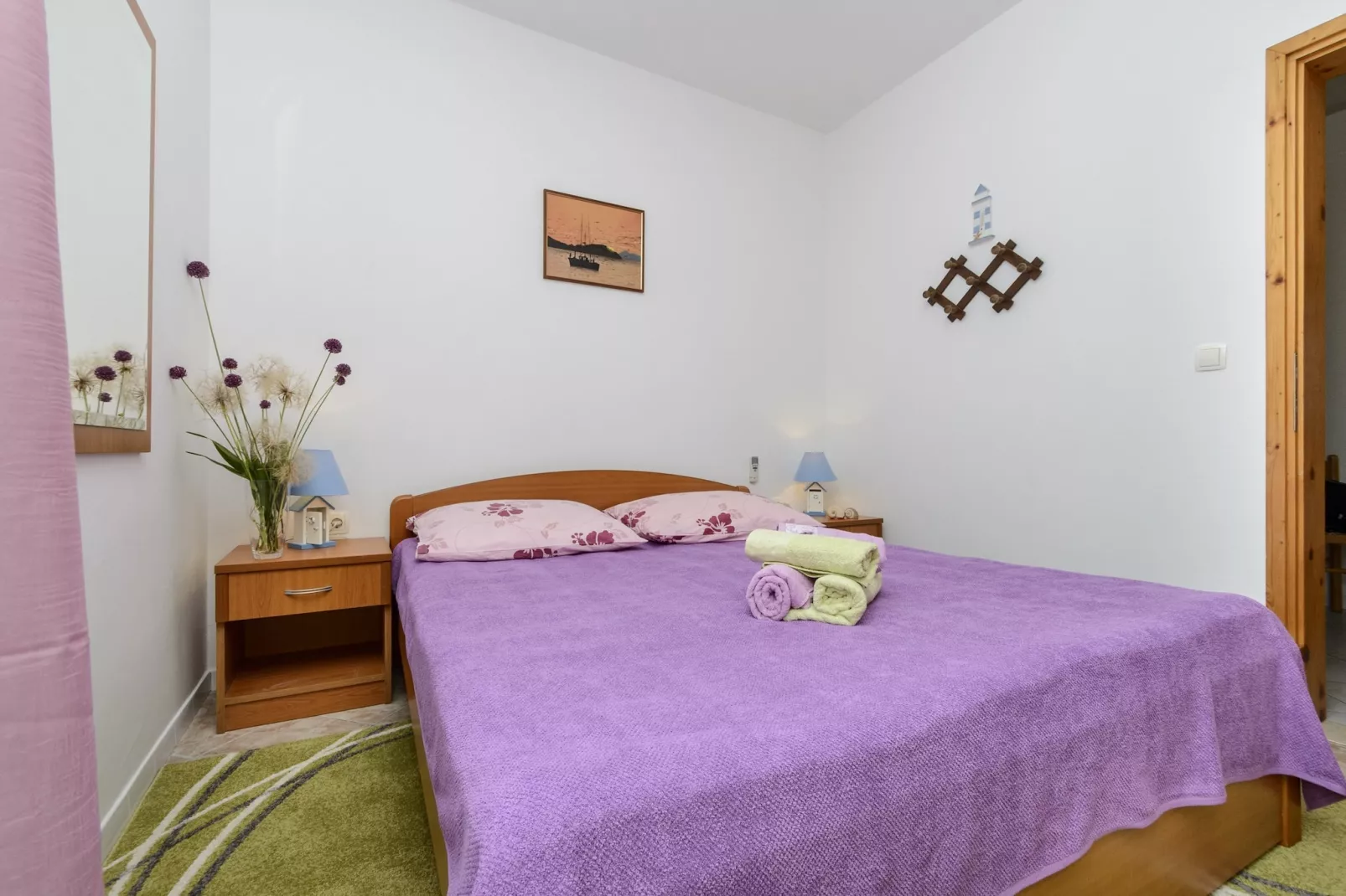 Oreb Dream Apartments - Two Bedroom Apartment with Terrace and Sea View (Apartment 4)-Slaapkamer
