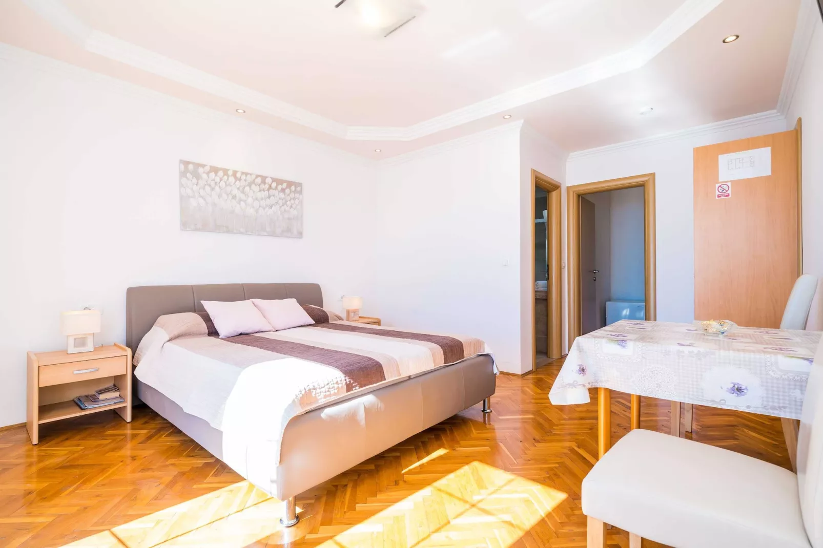 Apartments Marnic Blue Chill- Studio Apartment(S2)-Woonkamer