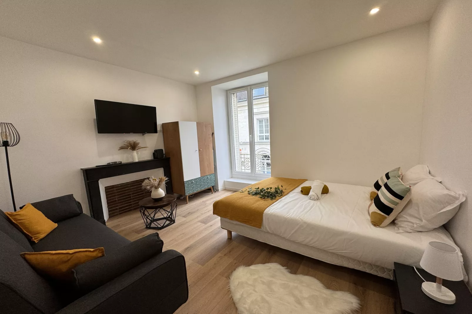Le Cocon-3p-Centre-Cosy-Woonkamer