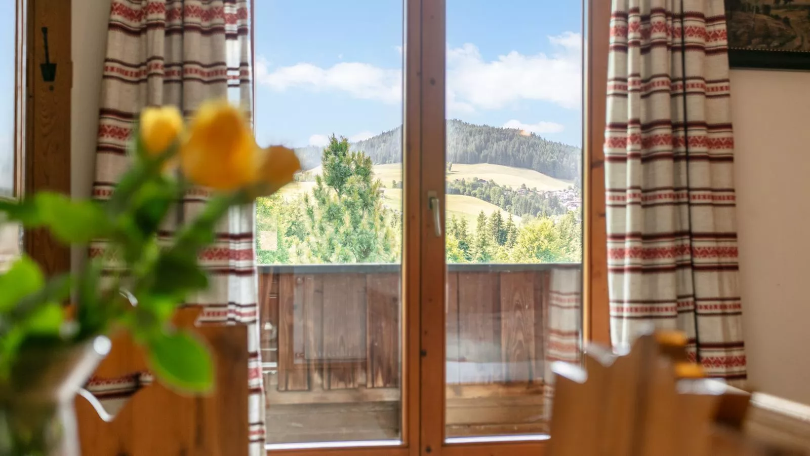 Haus Alpenblick-Uitzicht zomer
