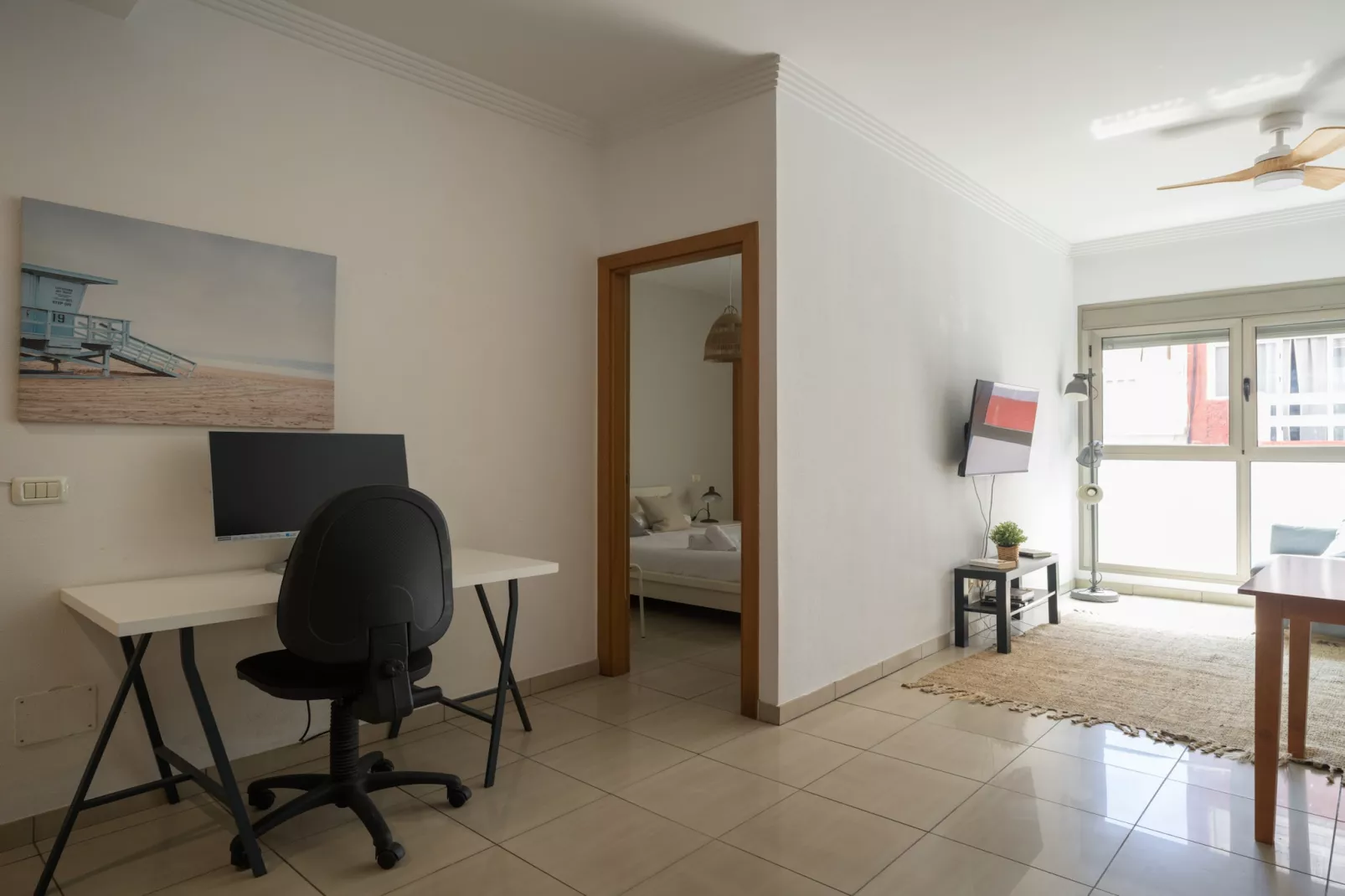 Remote Workers House By CanariasGetaway-Woonkamer