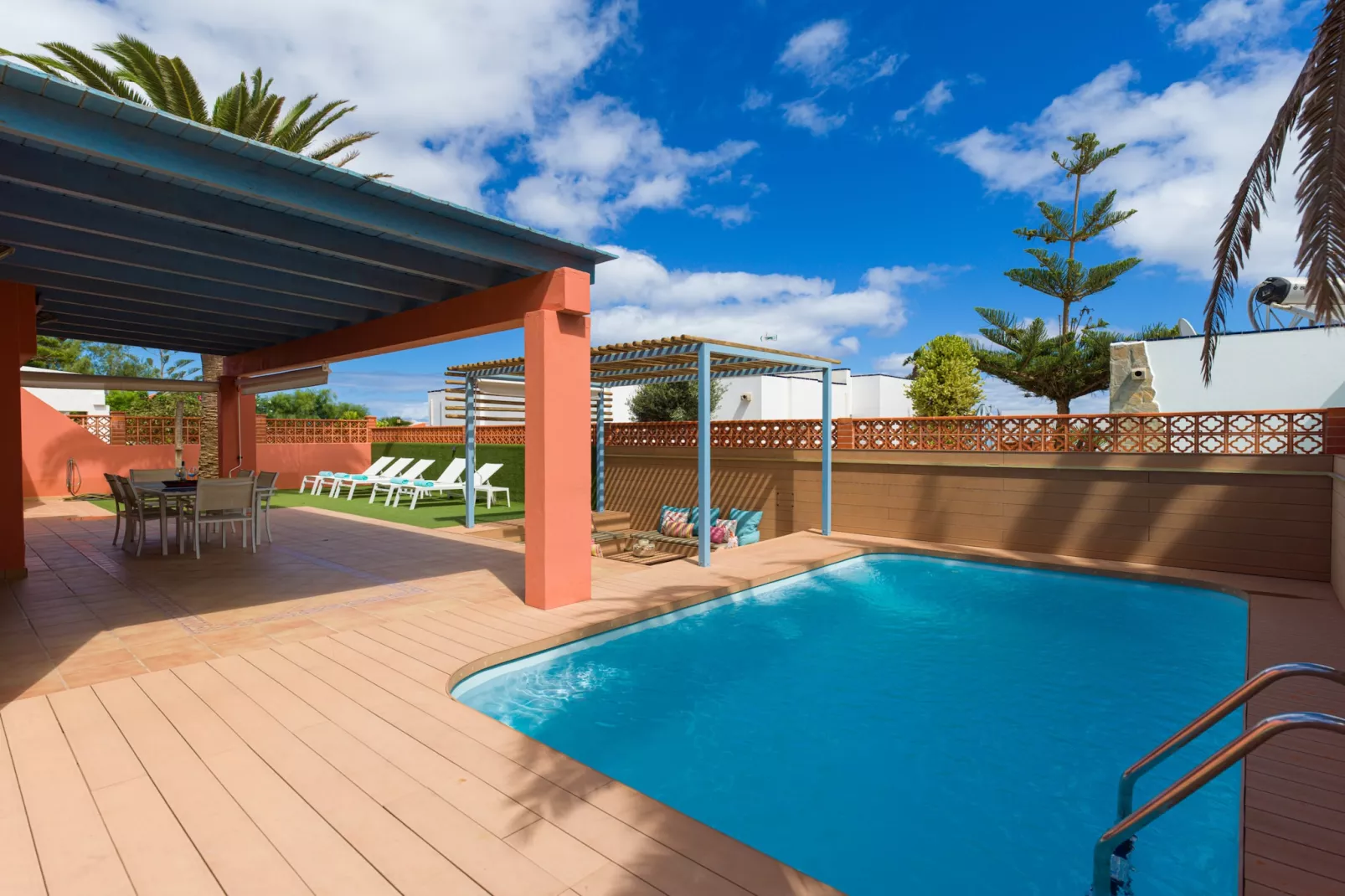 Long Beach with pool By CanariasGetaway-Zwembad