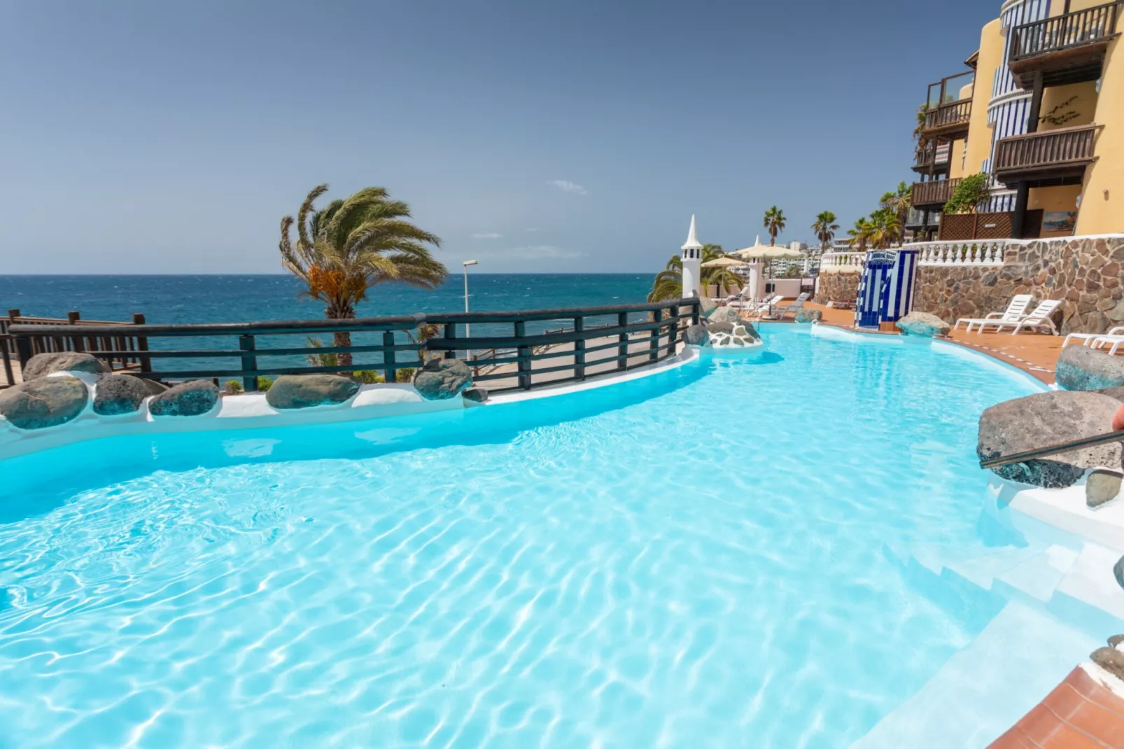Altamar 44 balcony&pool By CanariasGetaway-Zwembad