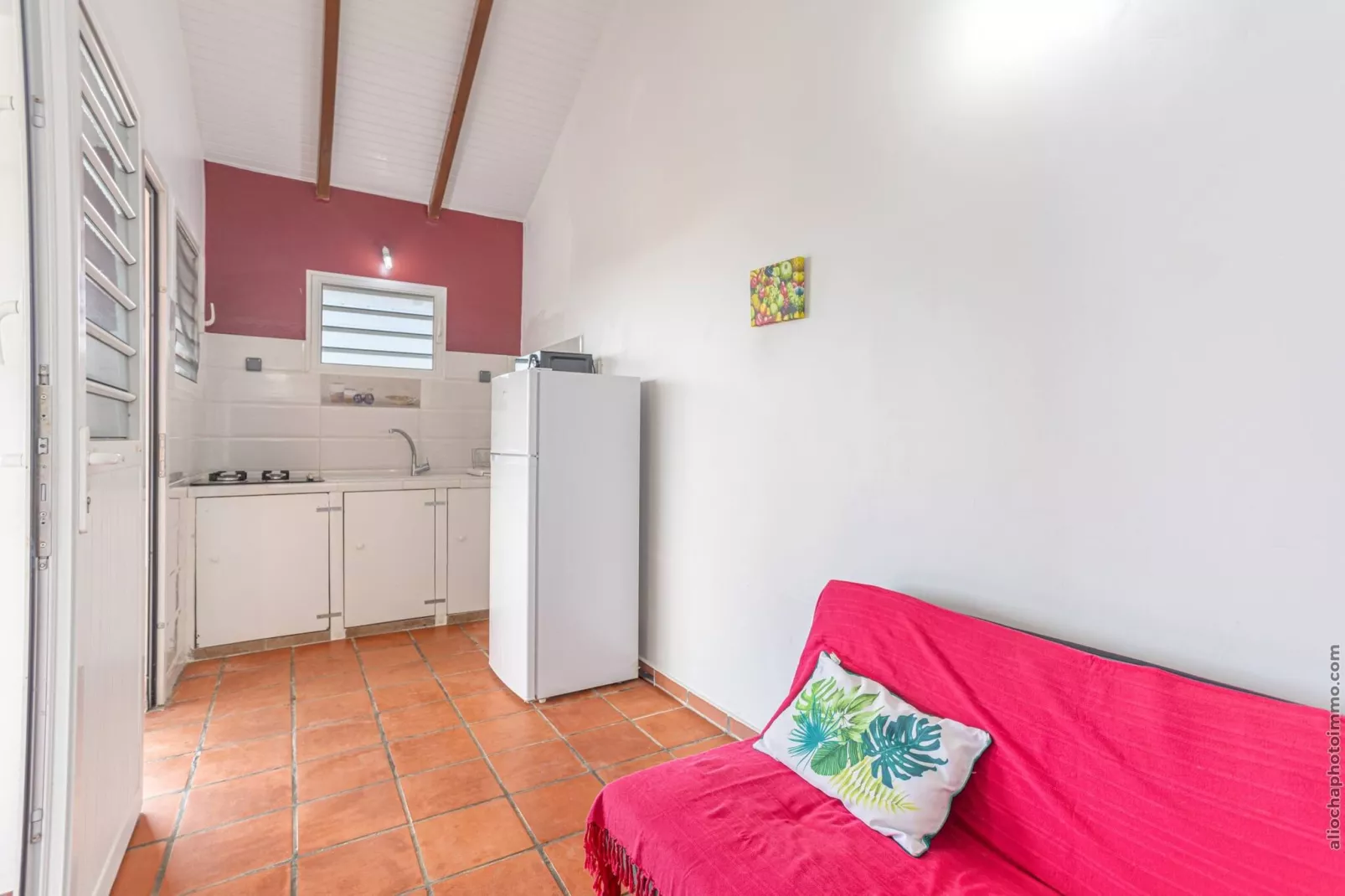 2 Bungalows avec Piscine - Woonkamer