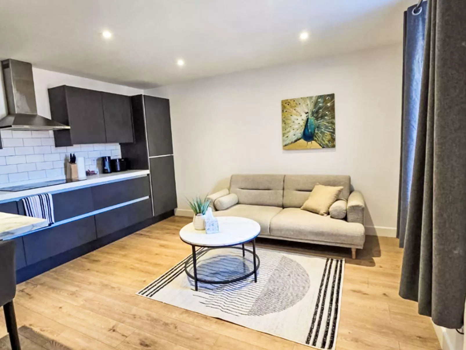 Fishertown Apartment-Binnen