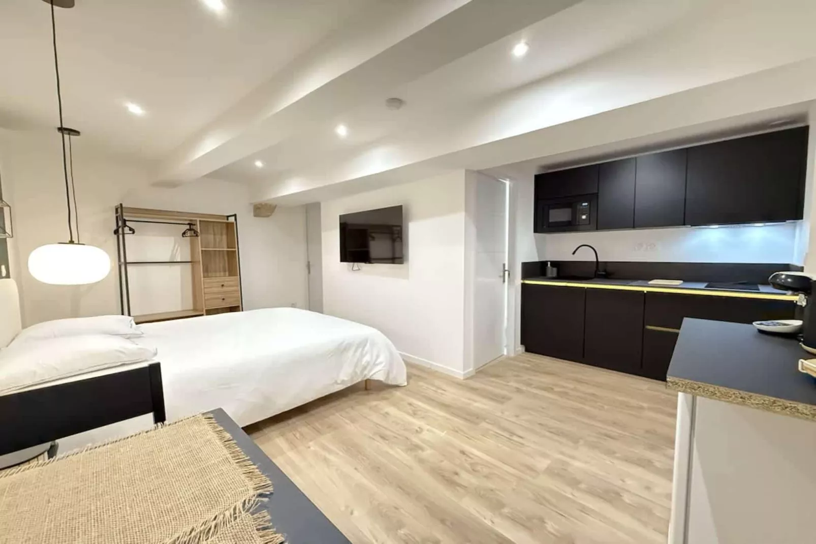 83 Le Faïence Studio-Slaapkamer