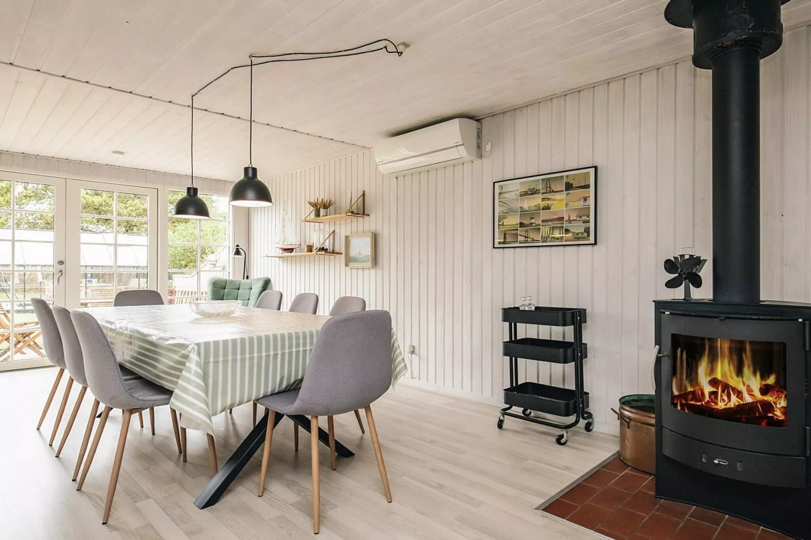 Lichte huisje bij de Lagune-By Traum-Binnen