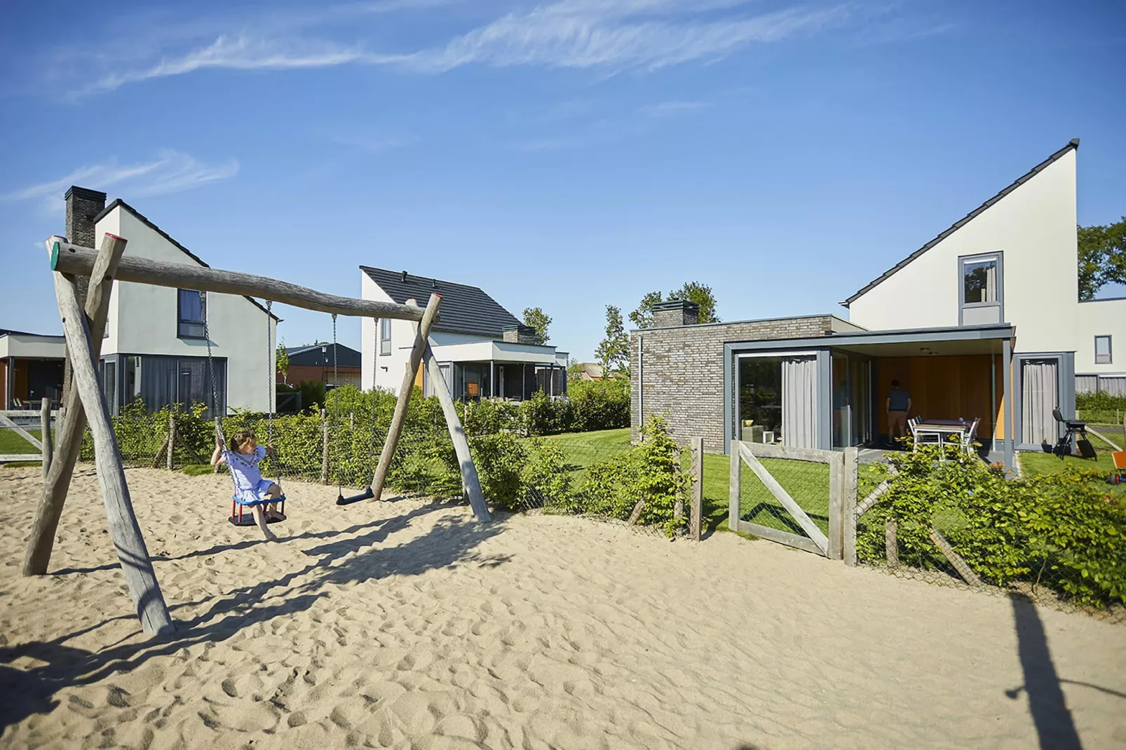 Buitenhof De Leistert 23 - Tuinen zomer