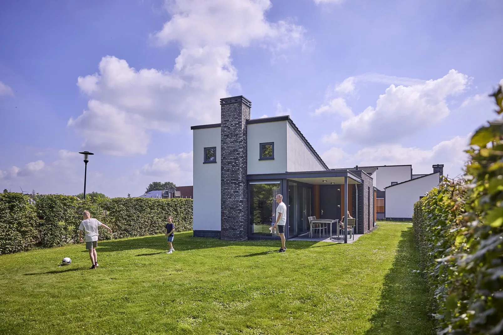 Buitenhof De Leistert 19-Buitenkant zomer