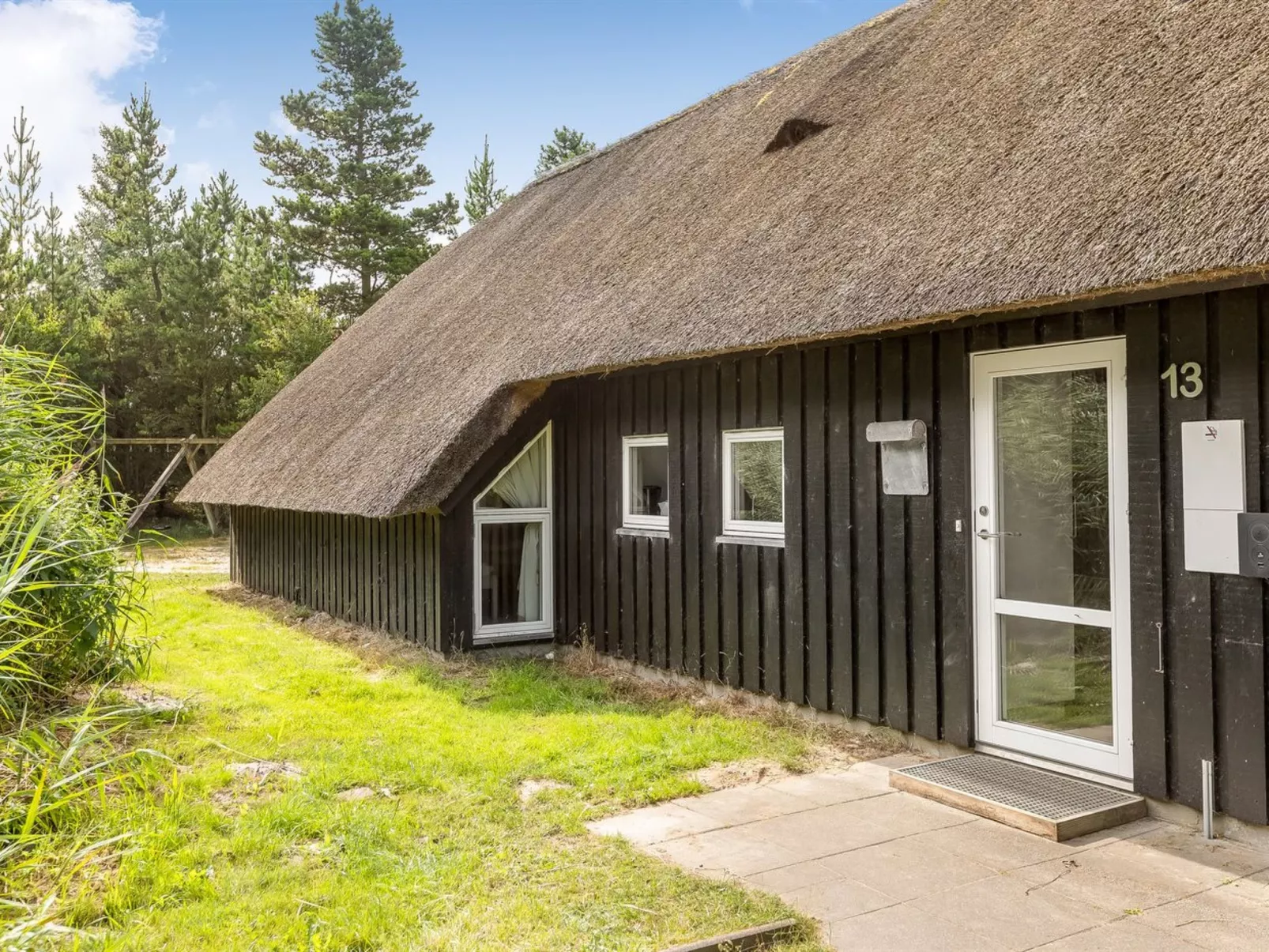 "Ellanor" - 1km from the sea-Buiten