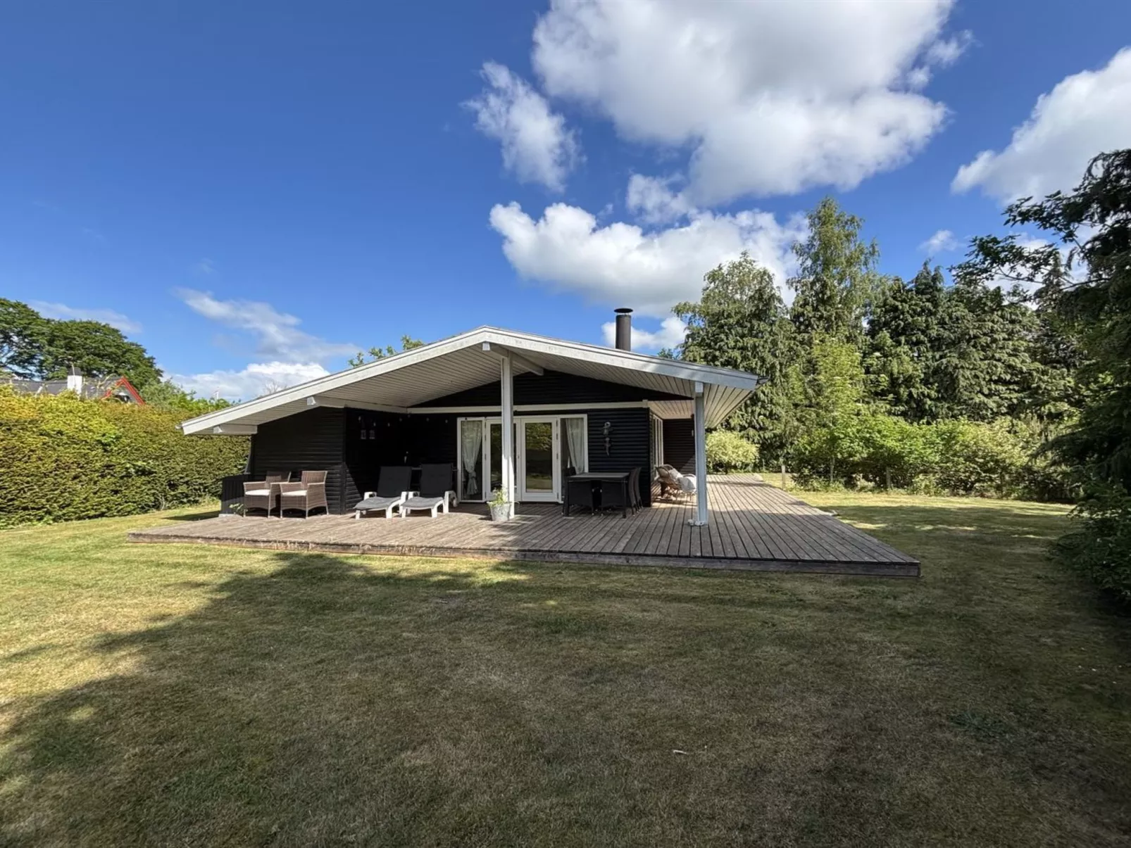 "Aksa" - 400m from the sea-Buiten