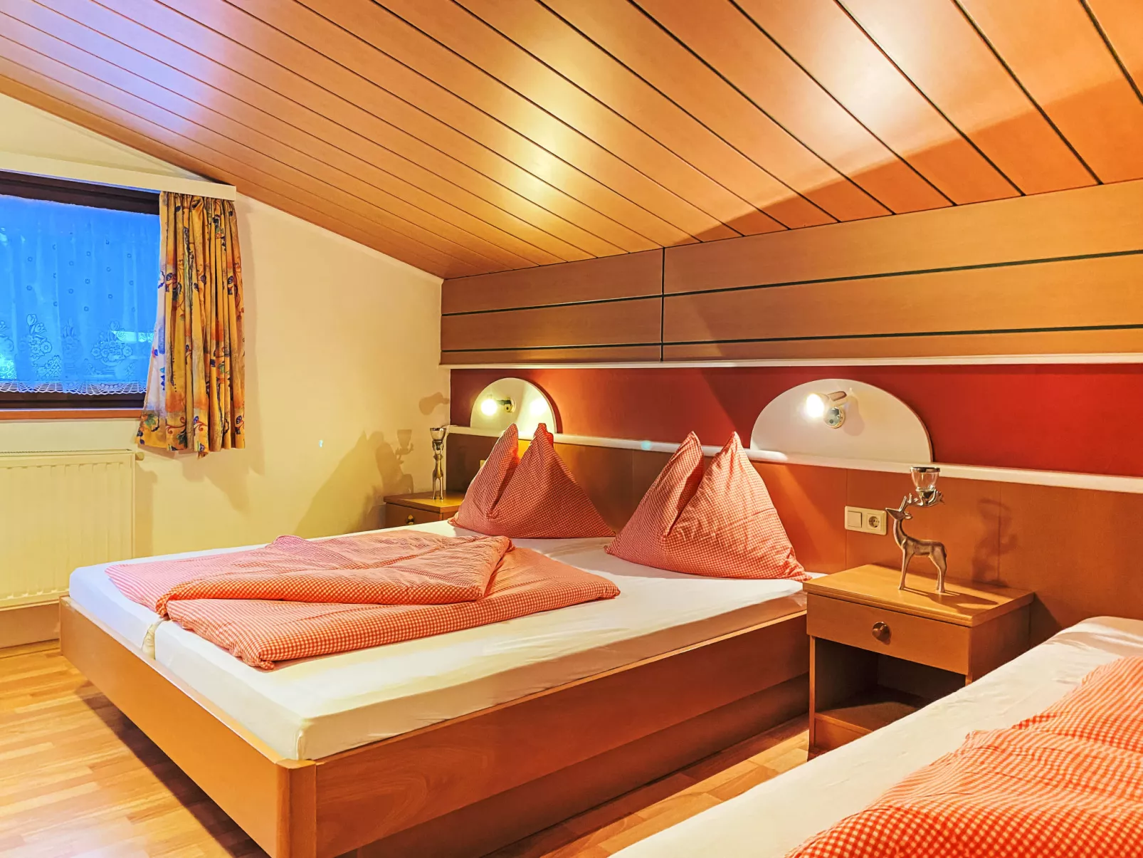 INT4 - 2 Zimmer max. 5 Personen A3-Binnen