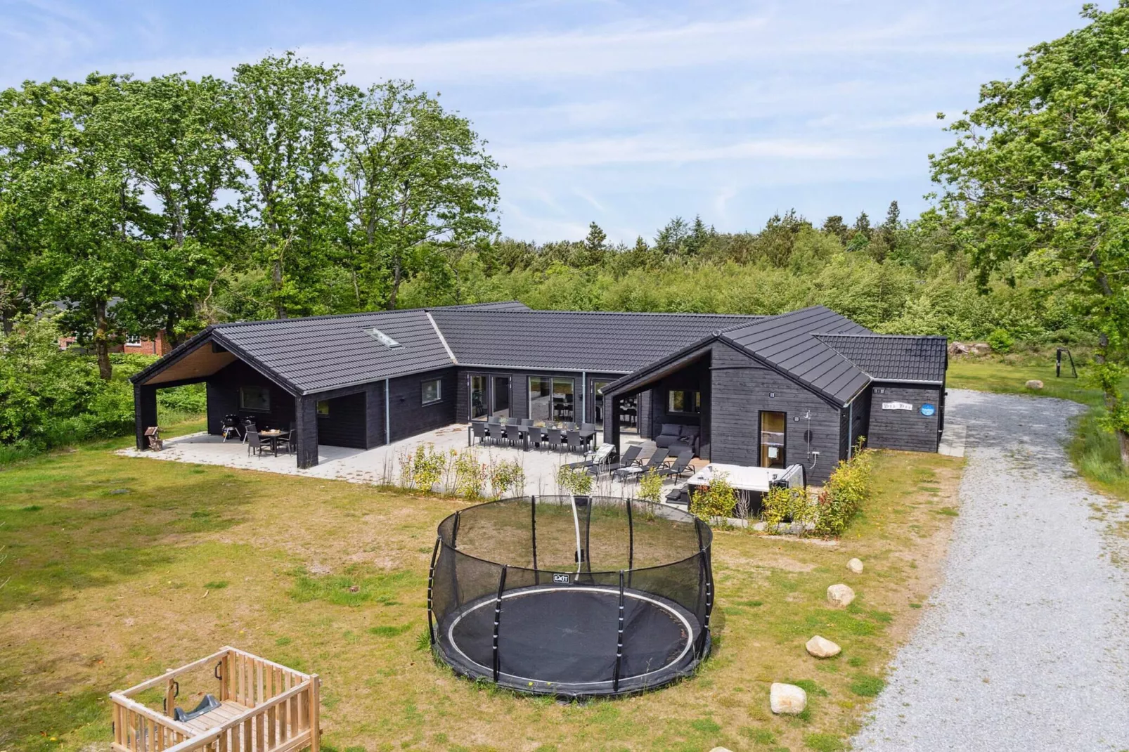 Ruim toevluchtsoord voor 20 -- By Traum Ferienwohnungen-Buitenlucht