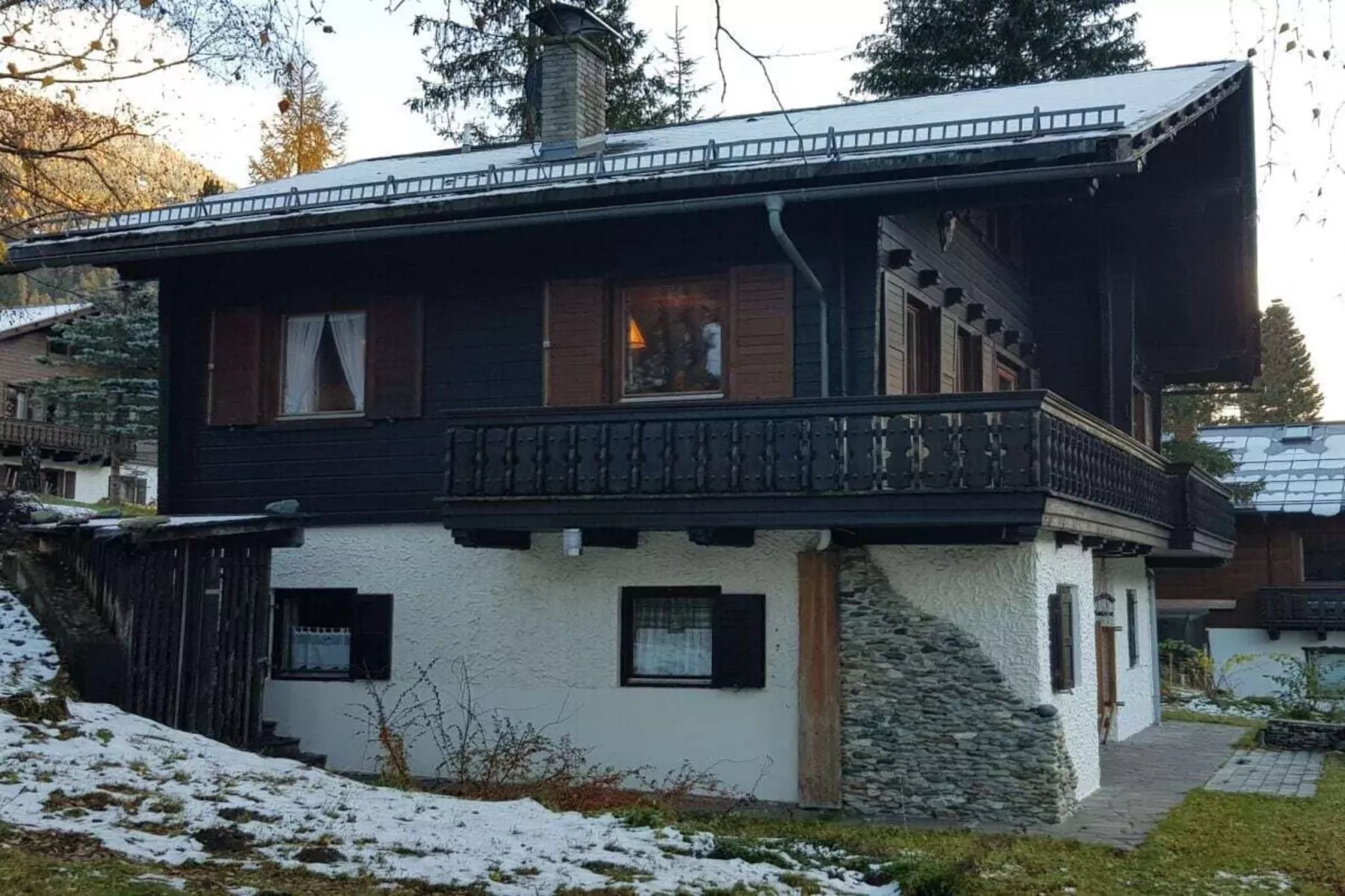 464651-Exterieur winter