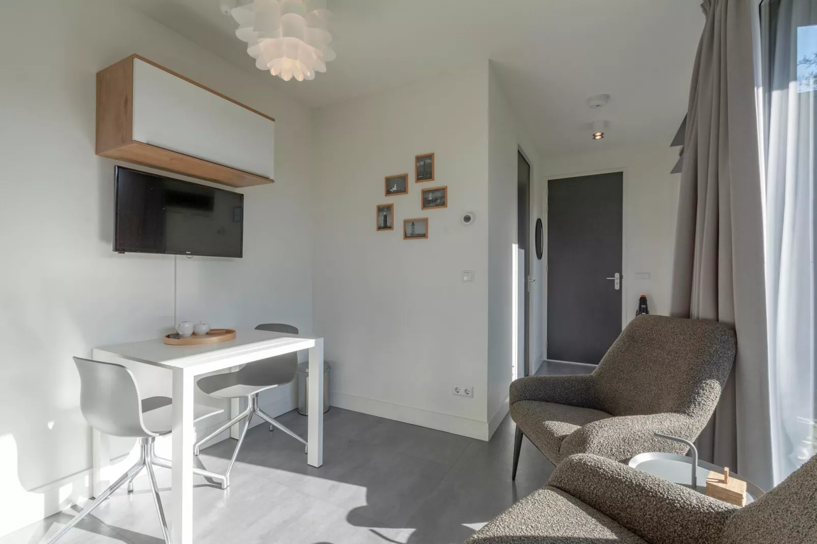 Suite Uitwaayer-Woonkamer