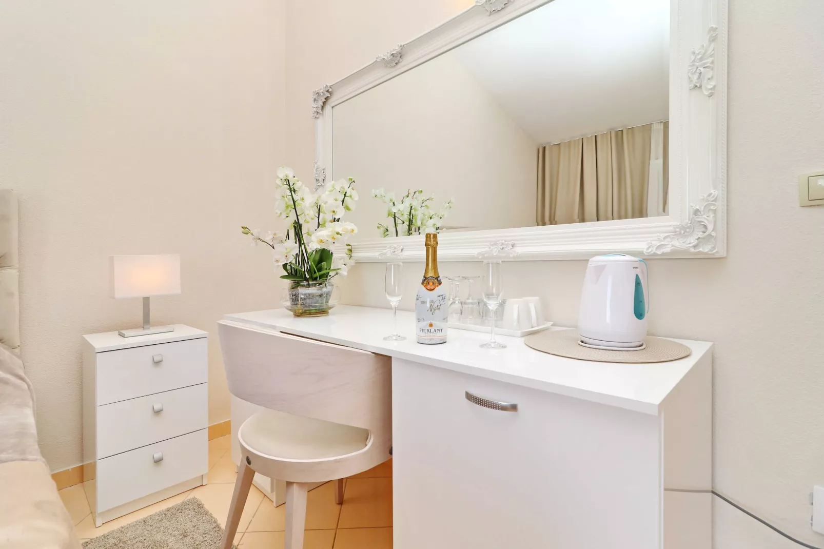 Hotel Pansion Villa Antonio - Two Bedroom Suite with Balcony and Sea View 26seaview-Slaapkamer