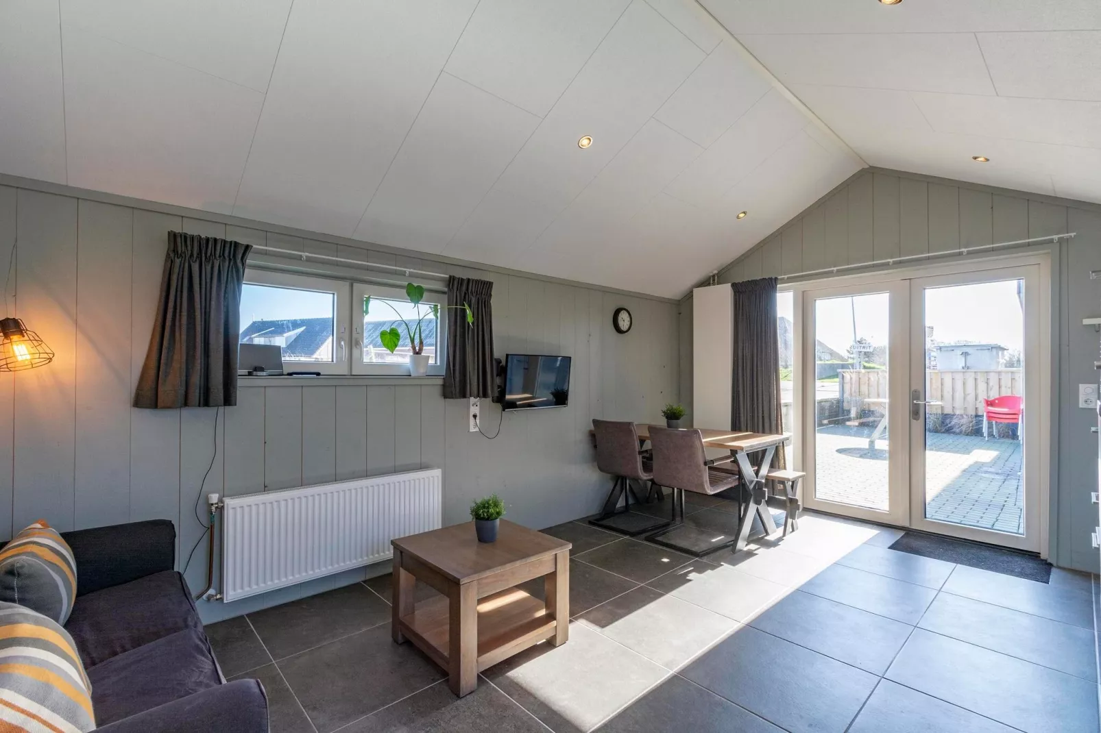 Strandhuis 't Koepeltje-Woonkamer