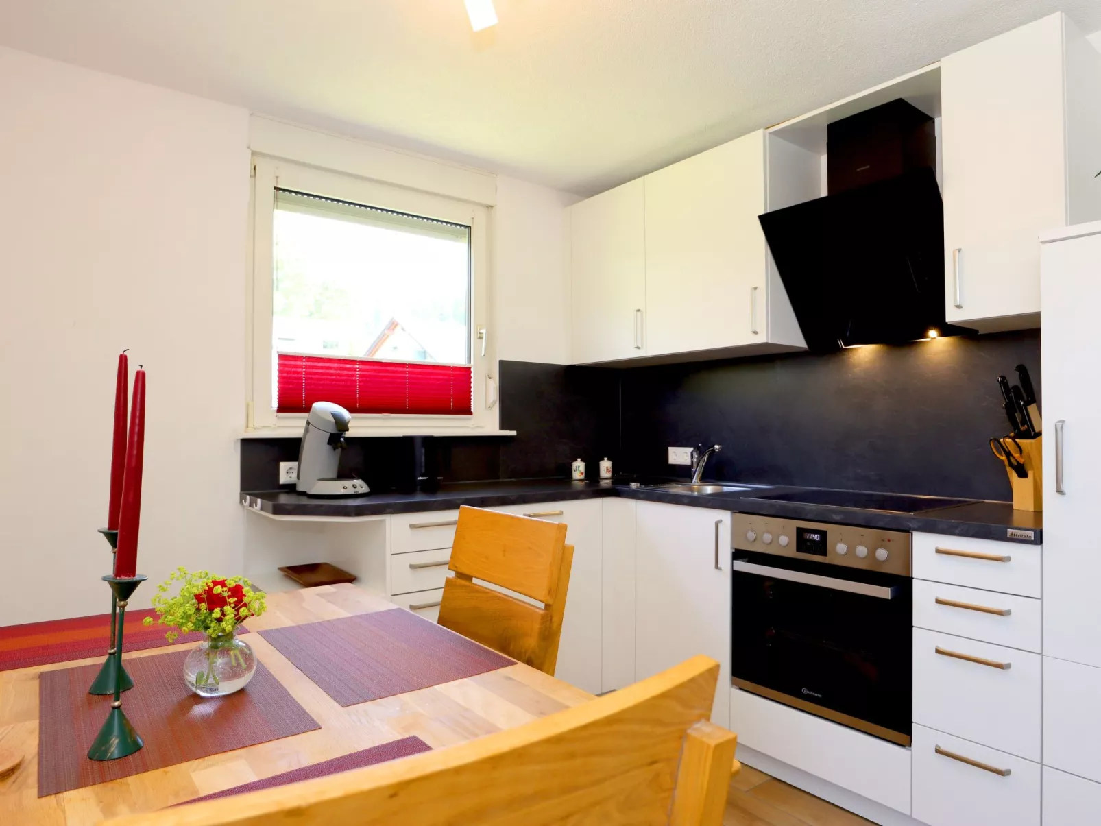 Blackforest Birdnest-Binnen