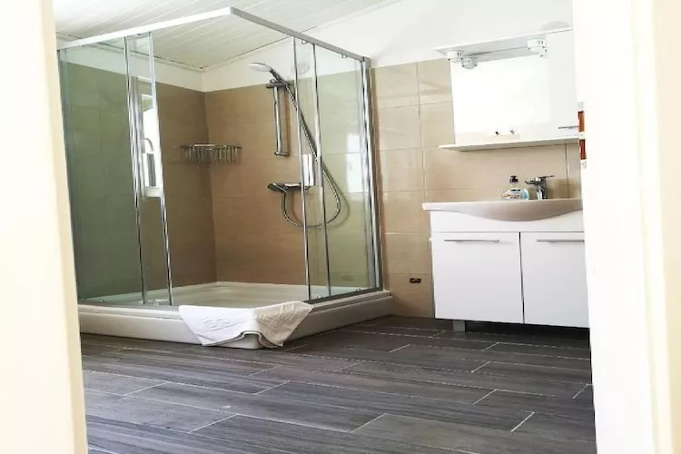 Lumbarda Resort Apartments - Superior Two-Bedroom Apartment with Sea View (SUPERIOR 2B2B ) A7-Badkamer