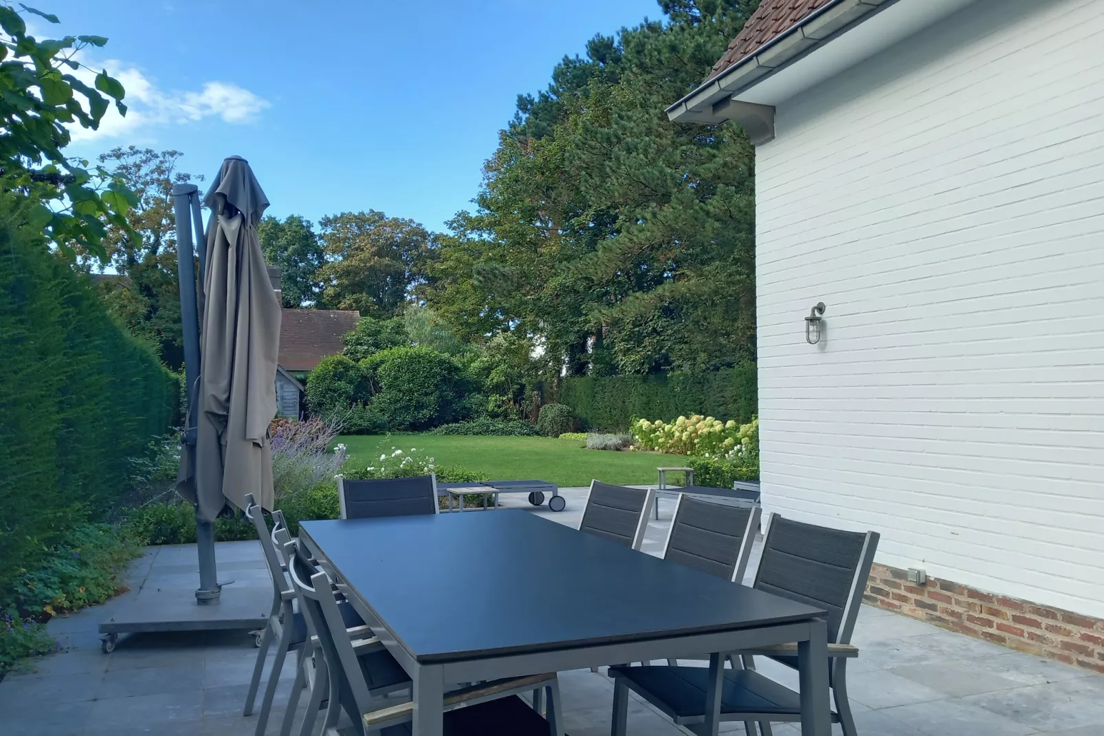 Villa Bronlaan-Eetkamer