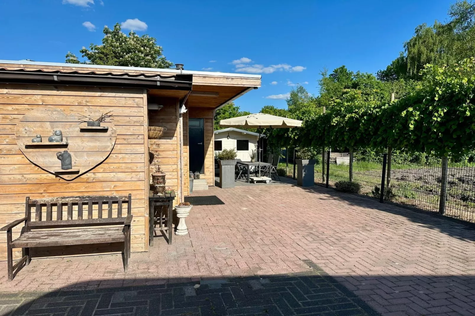 Okken House 3A-Buitenkant zomer