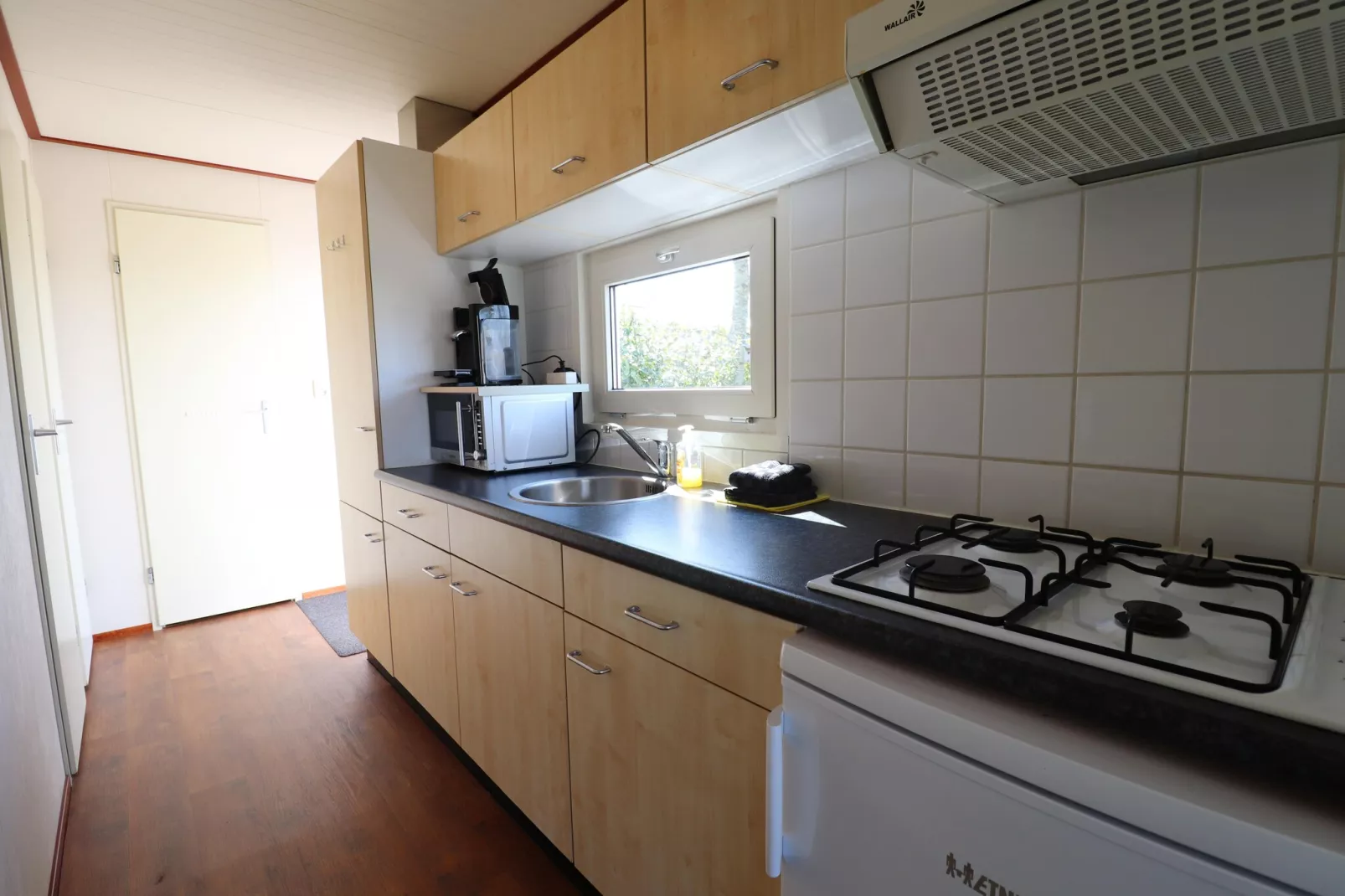 2 chalets naast elkaar-Keuken