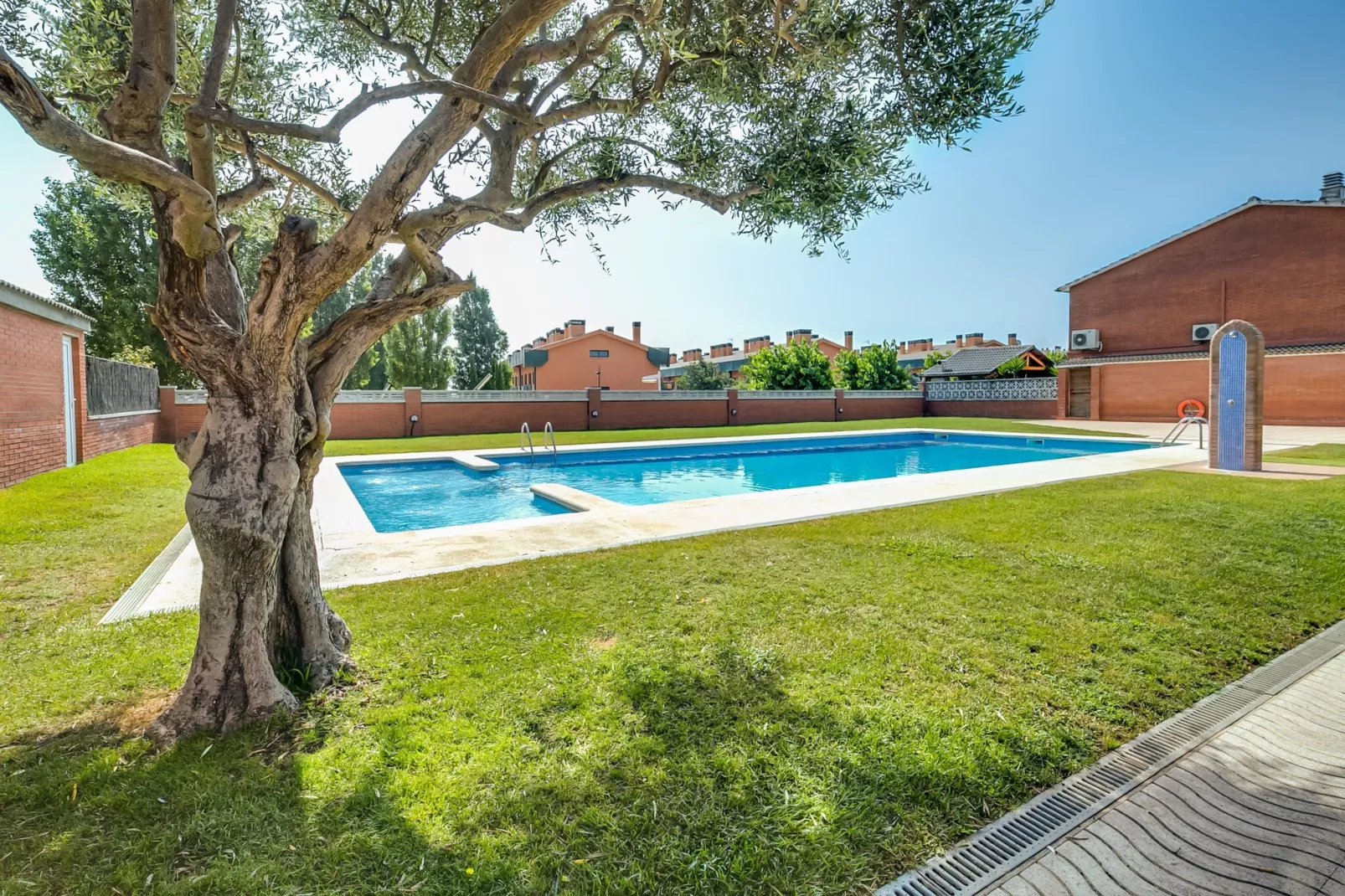 Vivalidays Casa Pinell -Palafolls- Costa Barcelona-Zwembad