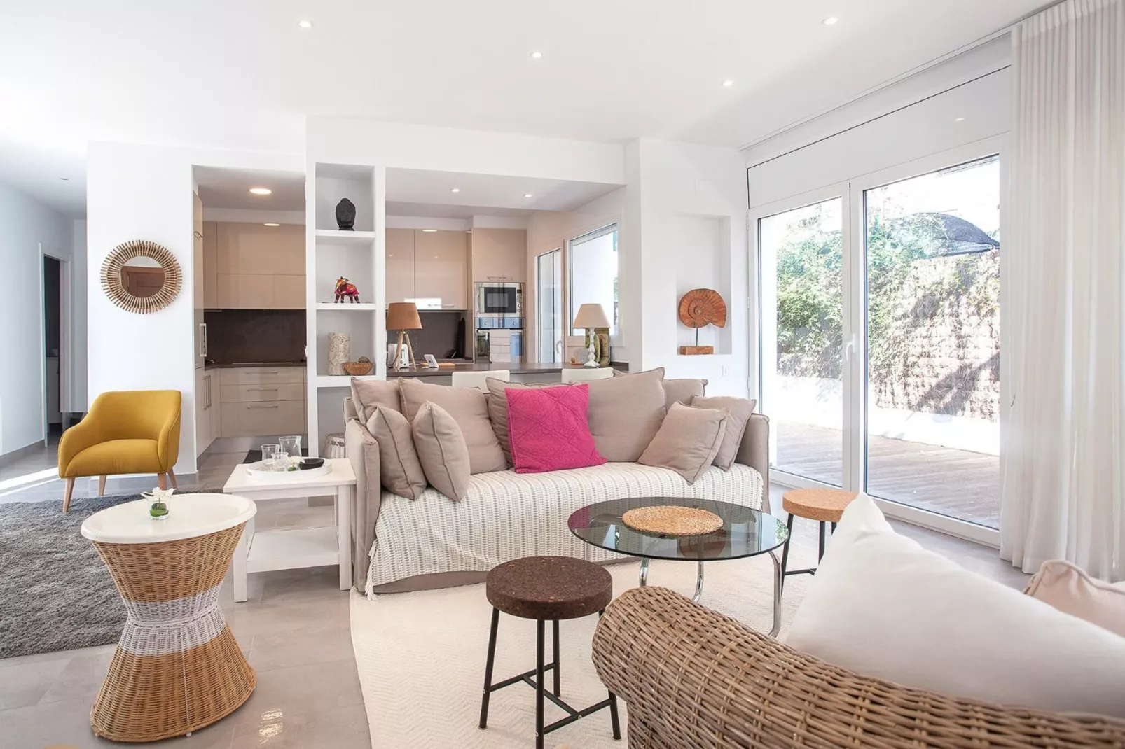 Vivalidays Greco House - Pineda de Mar-Woonkamer