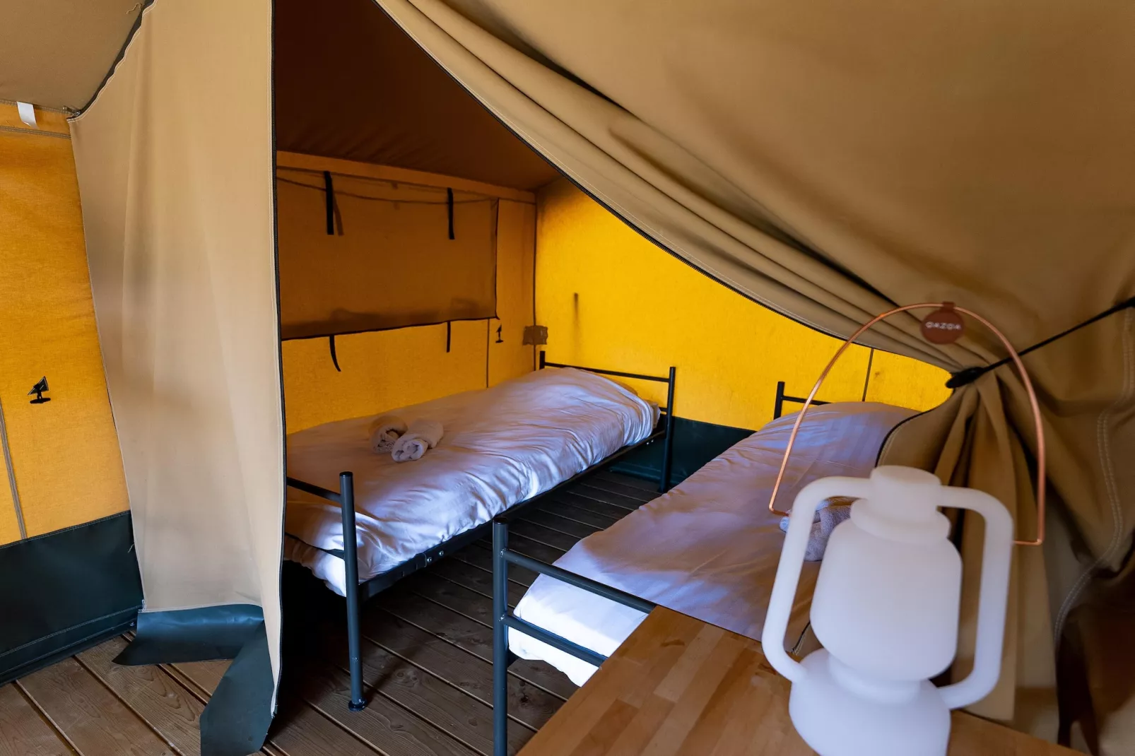 Safari tent Heeg 4 persons-Slaapkamer