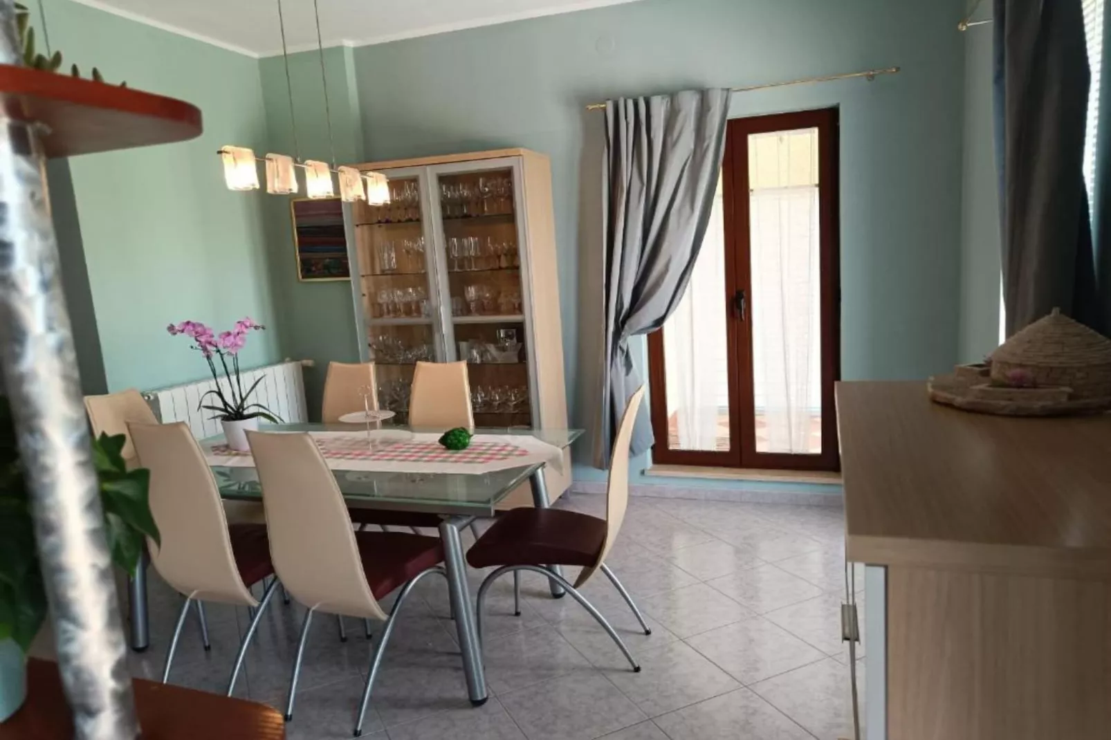 Villa Hilda - Two Bedroom Villa-Eetkamer