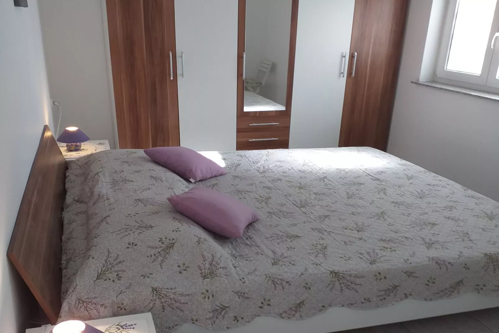 Apartments Lavanda & More - One Bedroom Apartment with Shared Terrace-Slaapkamer