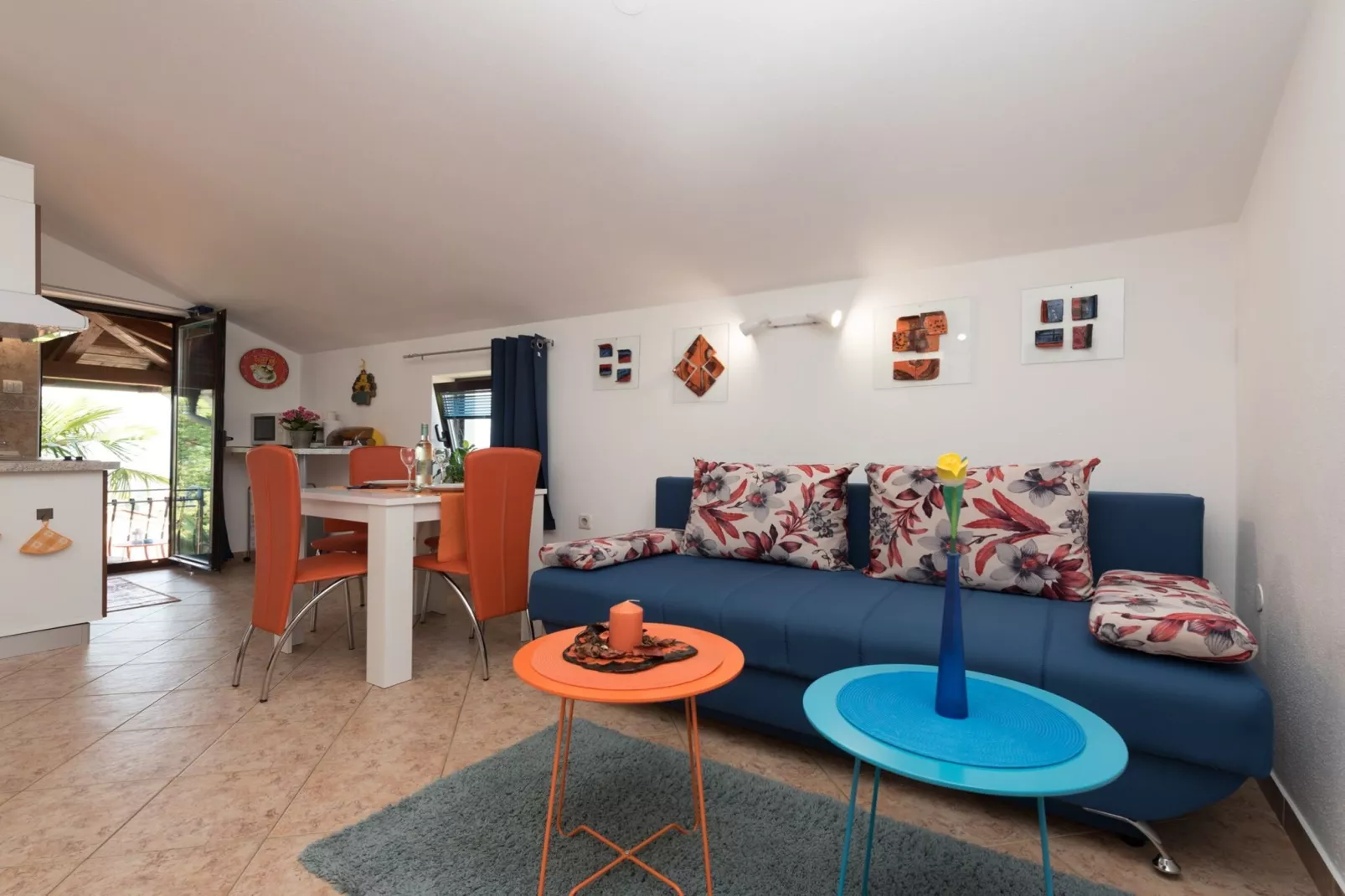 Stylish Lovran Sea View Apartments - One Bedroom Apartment with Terrace and Sea View-Woonkamer