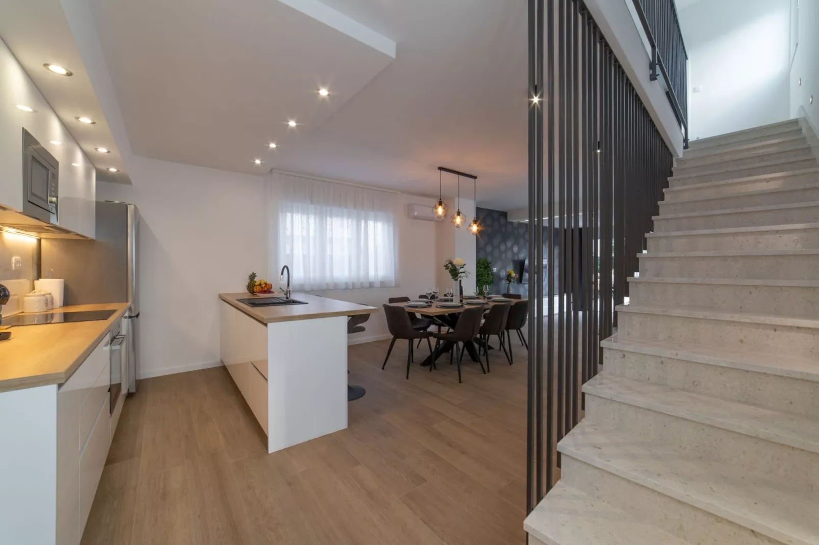 Luxury Kastela Villa with Heated Pool and Lounge Area - Four Bedroom Villa-Keuken