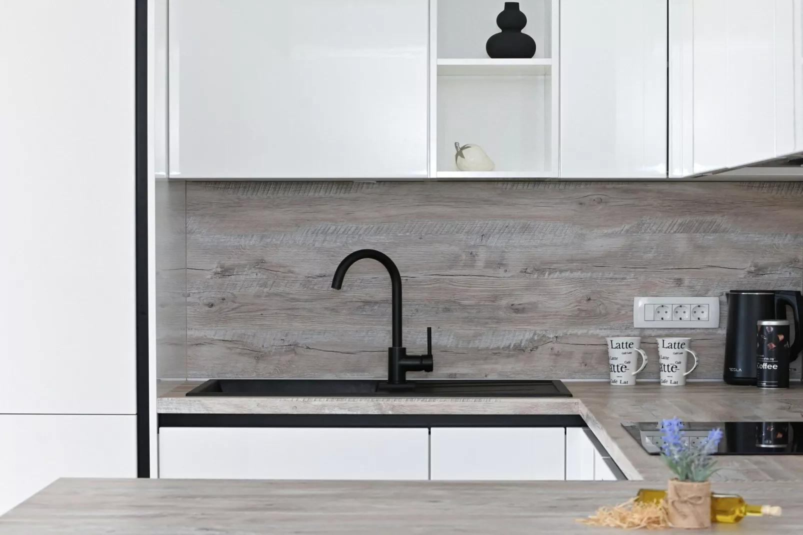 Two Bedroom Apartment-Keuken