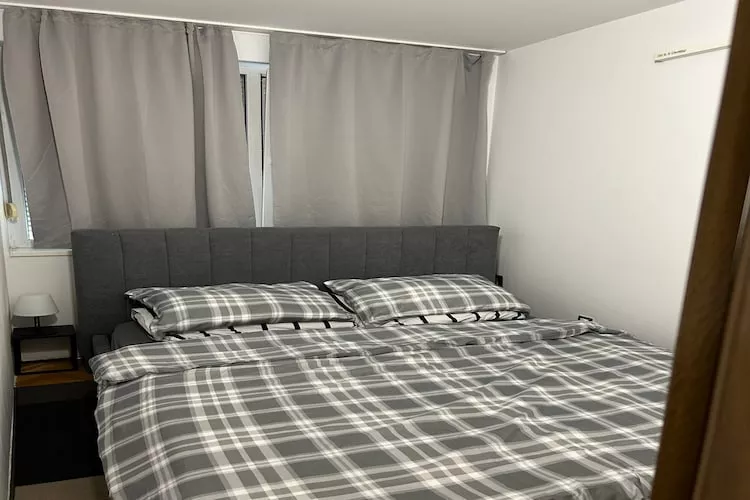 Apartment Adrian - One Bedroom Apartment-Slaapkamer