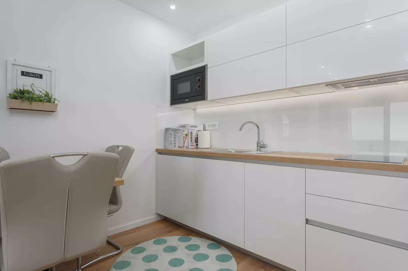 Luxury Beachfront Krk Apartments with Terrace - Studio Apartment with Terrace-Keuken