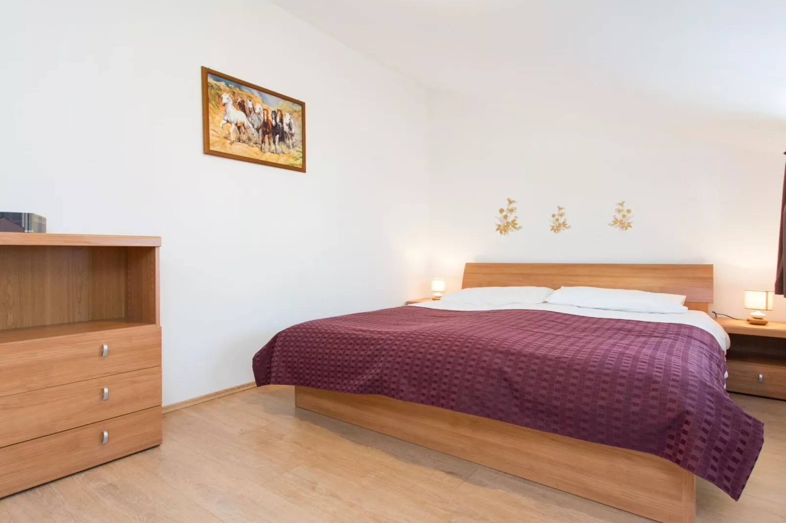 Scenic Elegant Apartments Krk with Balcony and Pool - Comfort Two Bedroom Apartment with Balcony and Pool (owner 4)-Slaapkamer