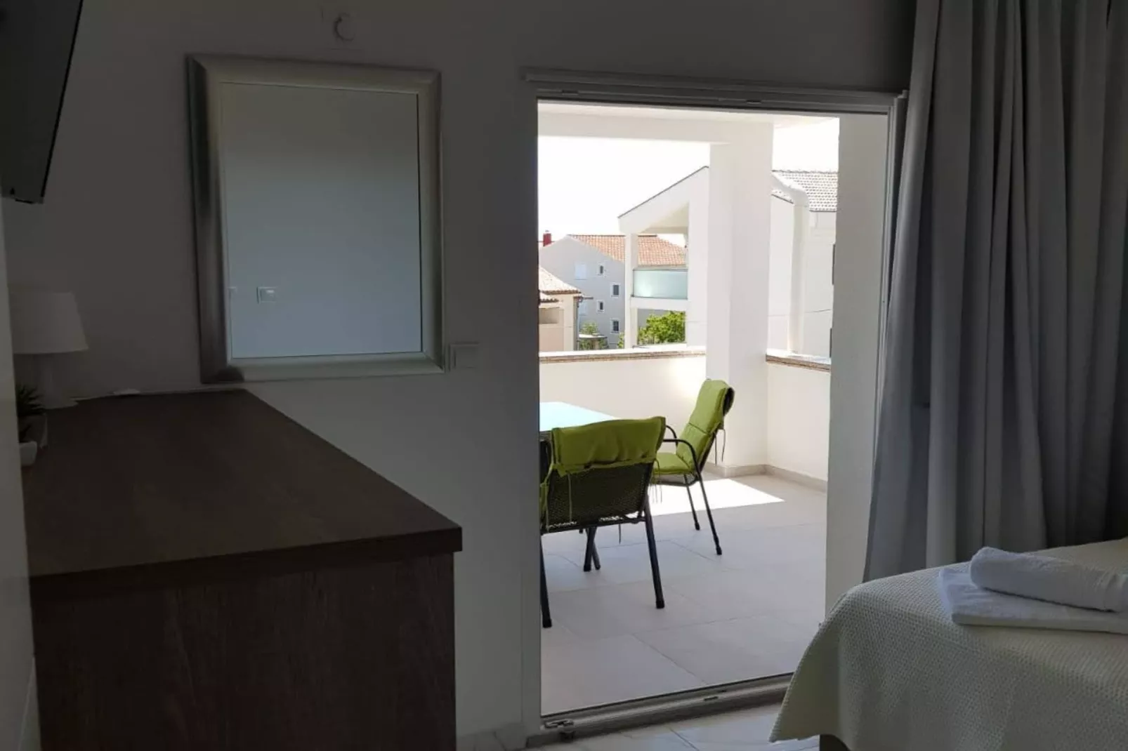 Two-Bedroom Apartment With Sea View-Slaapkamer